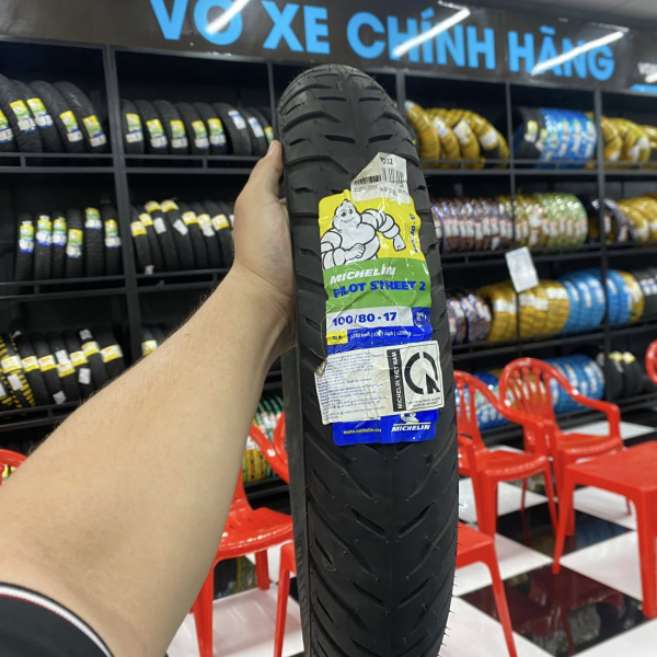 Vỏ Michelin Pilot Street 2 size 100/80-17 