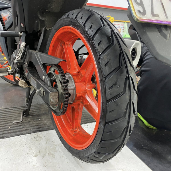 Vỏ Michelin Pilot Street 2 size 110/70-17