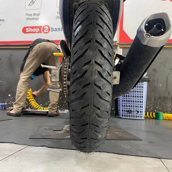 Vỏ Michelin Pilot Street 2 size 120/70-17