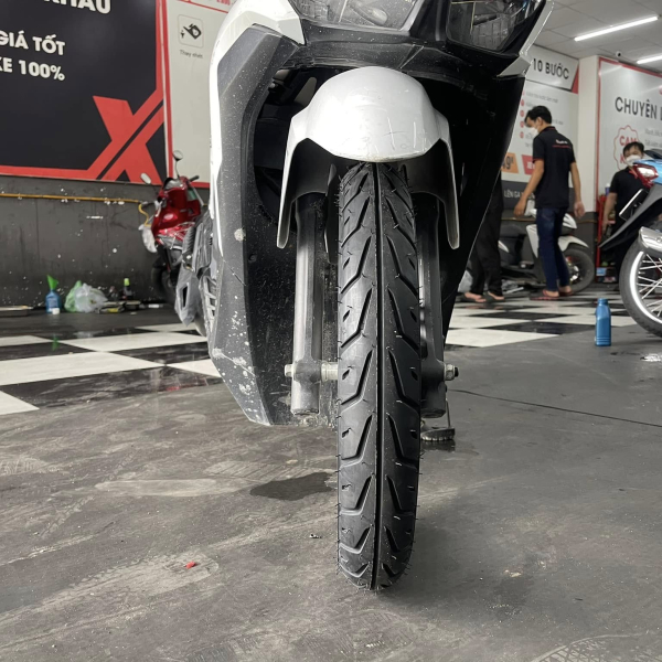 Vỏ Michelin Pilot Street 2 size 70/90-14