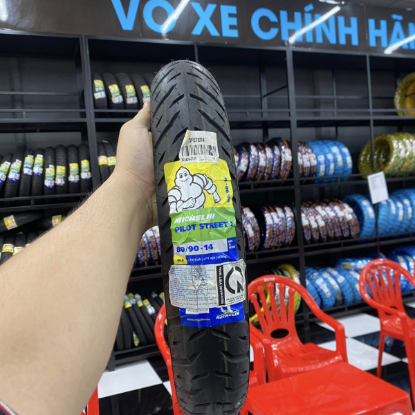 Vỏ Michelin Pilot Street 2 size 80/90-14 