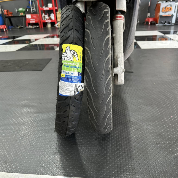 Vỏ Michelin Pilot Street 2 size 80/90-16