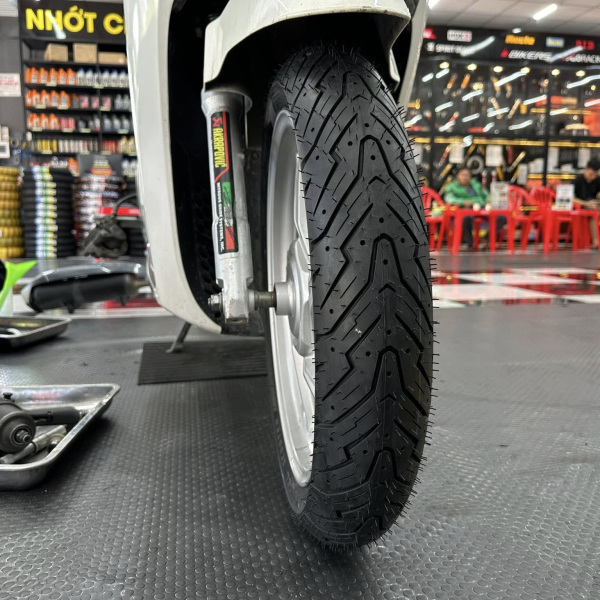 Vỏ Pirelli 100/80-16 Angel Scooter