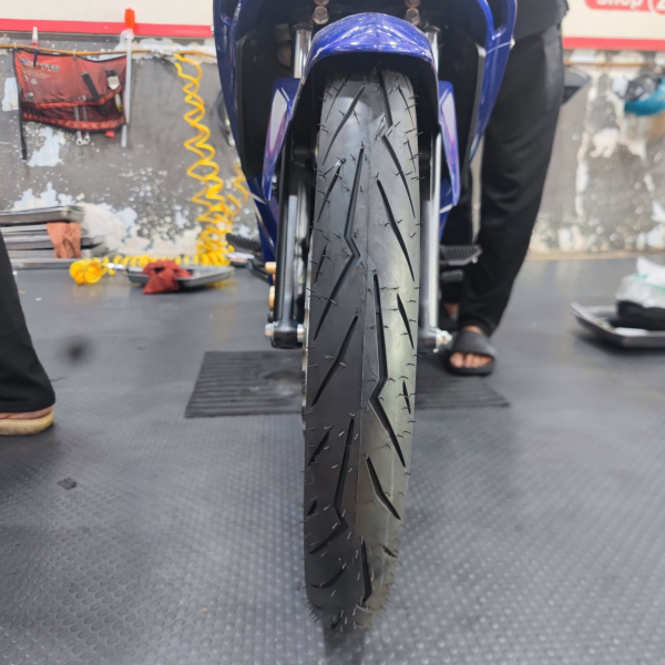 Vỏ Pirelli 70/90-17 Diablo Rosso Sport