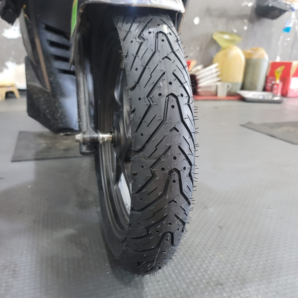 Vỏ Pirelli 90/80-14 Angel Scooter