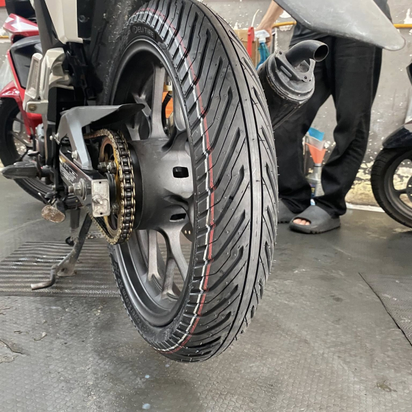 Vỏ xe Deli SB 170 Power Storm XP 110/70-17