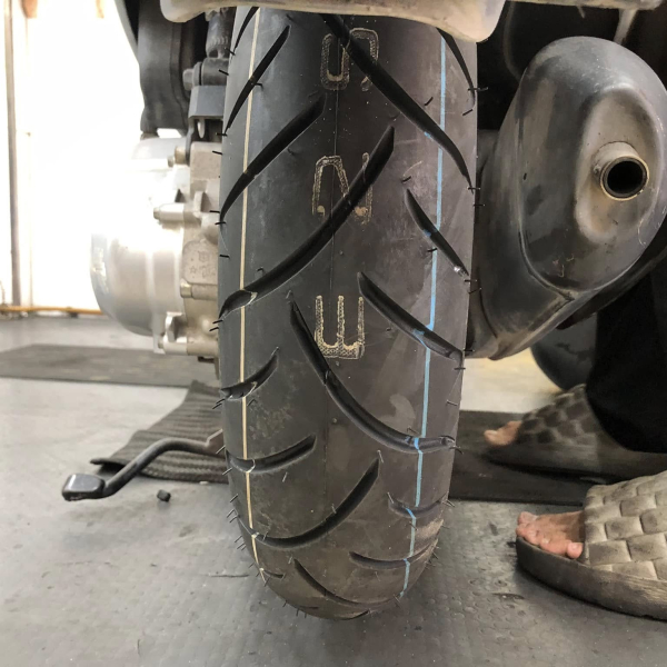 Vỏ xe Dunlop 120/70-12 Scoot Smart