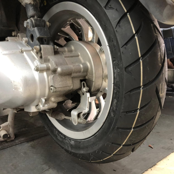 Vỏ xe Dunlop 120/70-12 Scoot Smart