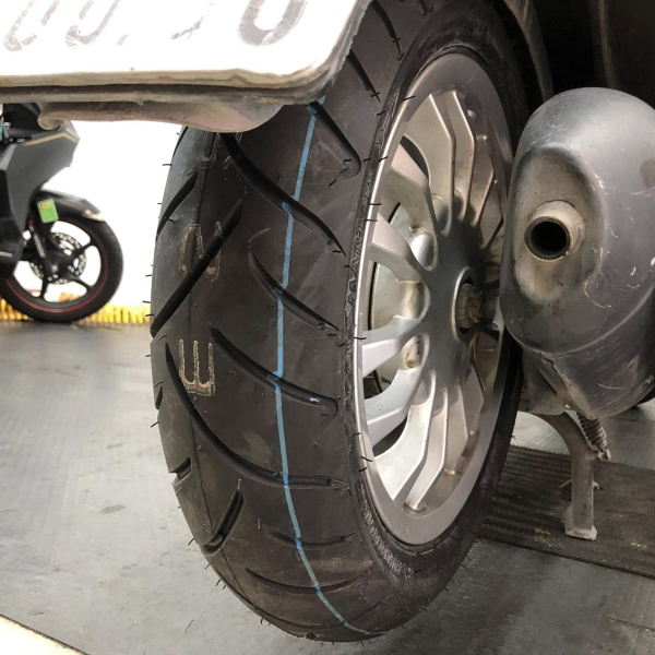 Vỏ xe Dunlop 120/70-12 Scoot Smart