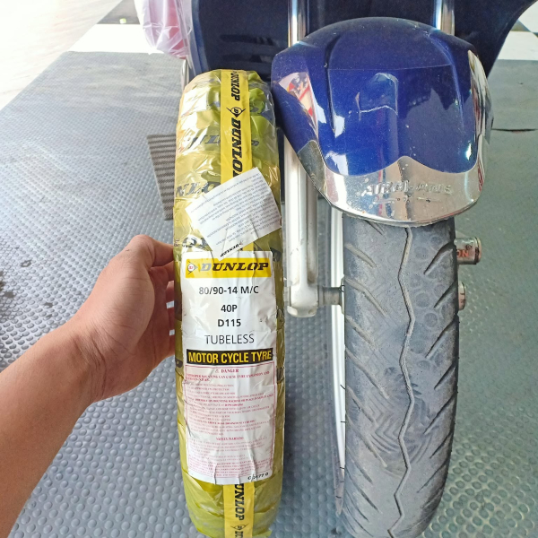 Vỏ xe Dunlop D115 size 80/90-14
