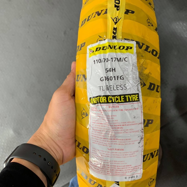 Vỏ xe Dunlop GT601 size 110/70-17