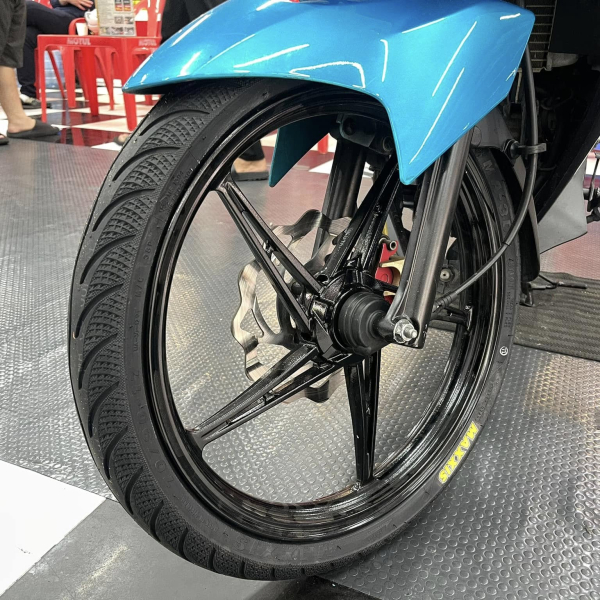Vỏ xe Maxxis 70/90-17 gai kim cương 3D