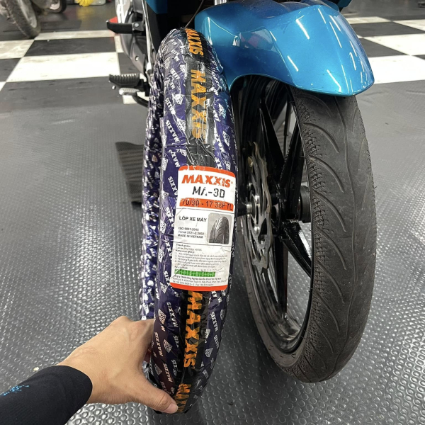 Vỏ xe Maxxis 70/90-17 gai kim cương 3D