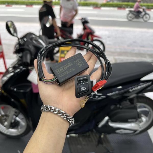 Bộ công tắc đèn Sunfa cho Vision 2020 - 2024, Lead 2020 - 2025 bản đèn halogen