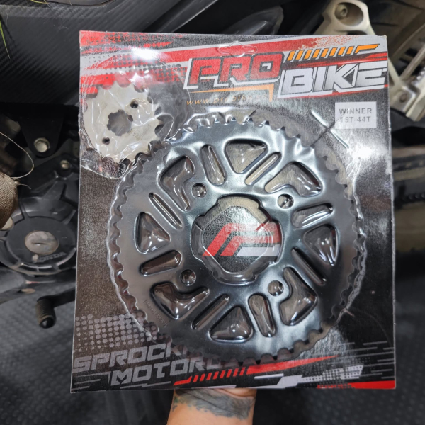 Bộ nhông sên dĩa Pro-Bike tán đúc vàng đen cho Winner (44T) 428HS