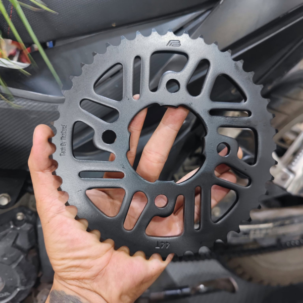Bộ nhông sên dĩa Pro-Bike tán đúc vàng đen cho Winner (44T) 428HS