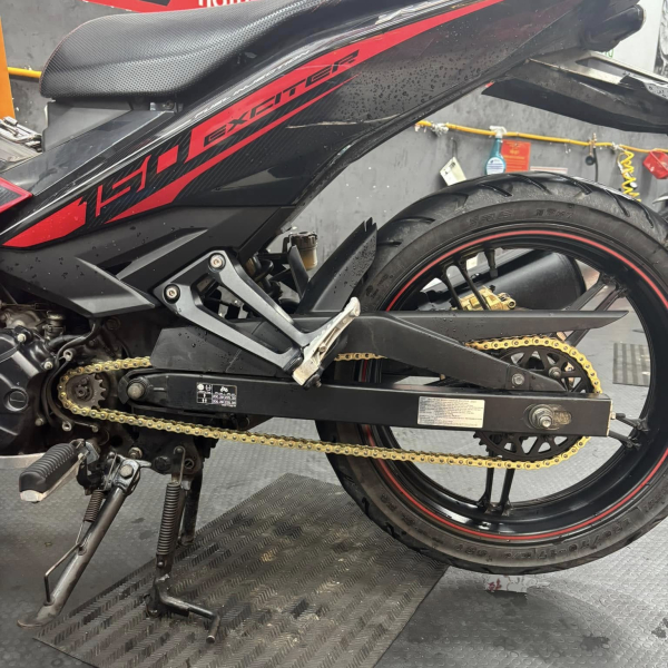 Bộ nhông sên dĩa X1R cho Exciter 150 (122L, Đen)