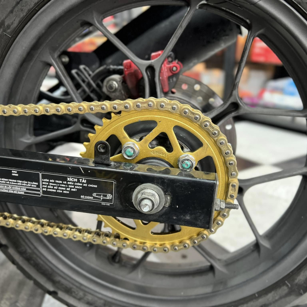 Bộ nhông sên dĩa X1R cho Winner (122L, Vàng)