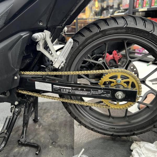 Bộ nhông sên dĩa X1R cho Winner (122L, Vàng)