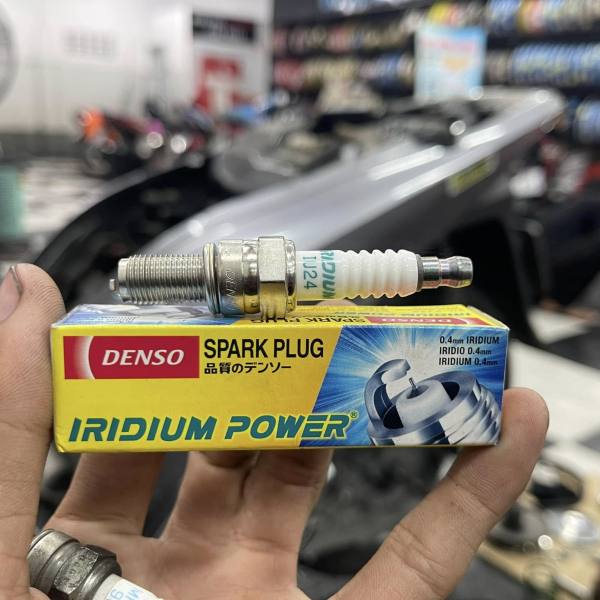 Bugi Denso IU24 Exciter, Raider, Vario, SHVN, Liberty, Vespa LX