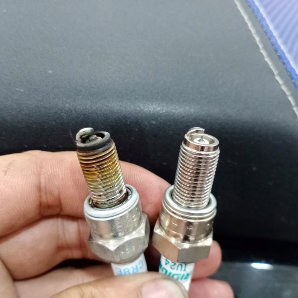 Bugi Denso IU24 Exciter, Raider, Vario, SHVN, Liberty, Vespa LX