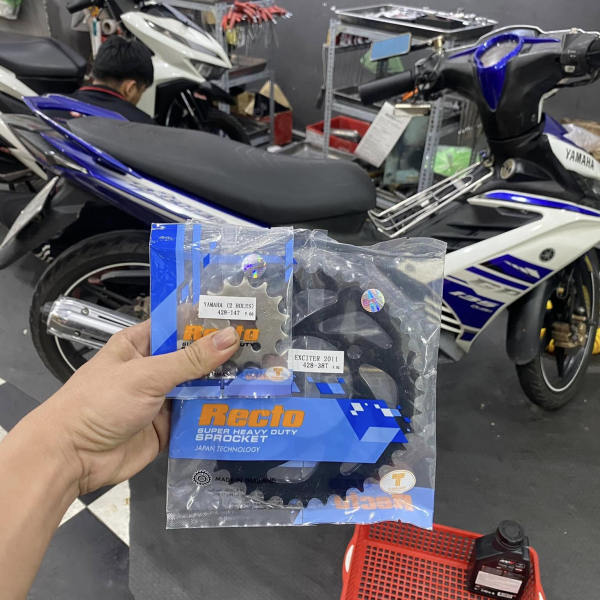 Dĩa Recto 38T cho Exciter 135 chính hãng