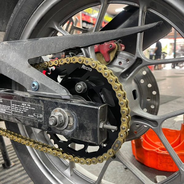Dĩa Recto 44T cho Honda Winner chính hãng
