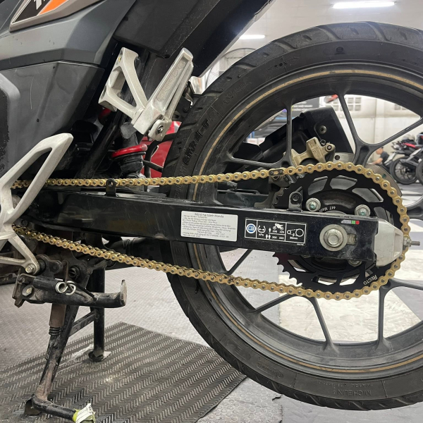 Dĩa Recto 44T cho Honda Winner chính hãng