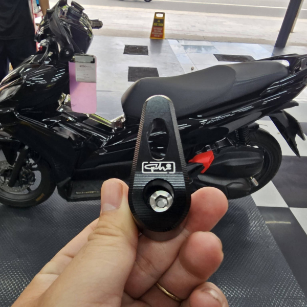 Móc treo đồ GH Racing 1 càng
