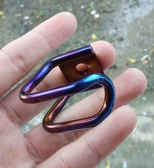 Móc treo đồ Titan