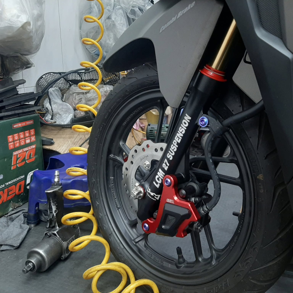 Phuộc trước LCM cho Vario, Click ty vàng/titan