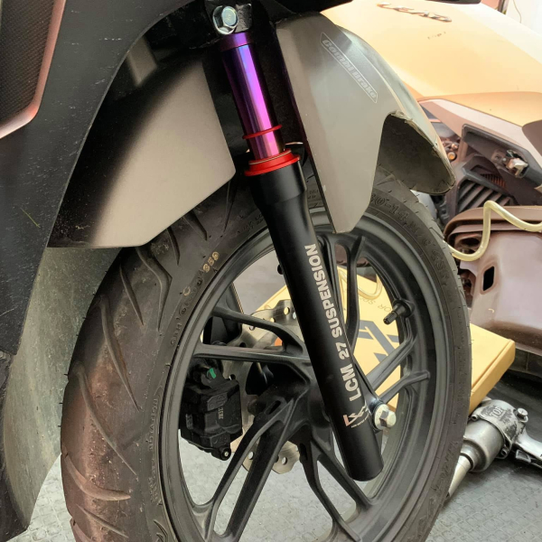 Phuộc trước LCM cho Vario, Click ty vàng/titan