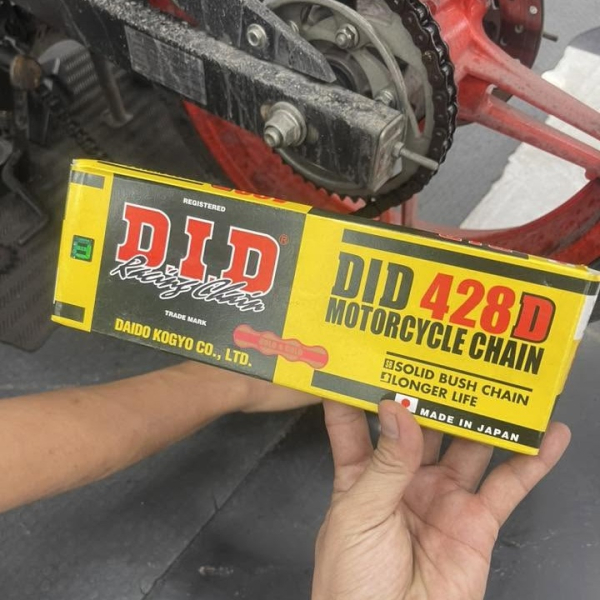 Sên vàng DID 9 ly 428D 124 mắc chính hãng