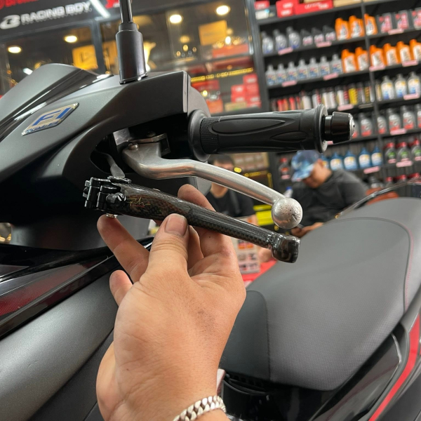 Tay thắng Carbon cho Honda Air Blade ABS 2020, PCX