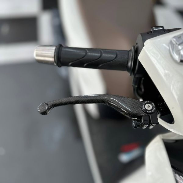 Tay thắng Carbon cho Honda SH 2 thắng đĩa SH 125/150i, SH300i, SH350i,....
