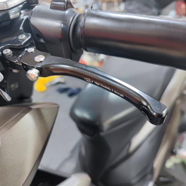 Tay thắng CNC cho Honda Vario 125, 150
