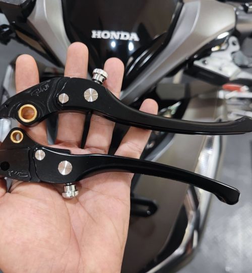 Tay thắng CNC cho Honda Vario 125, 150