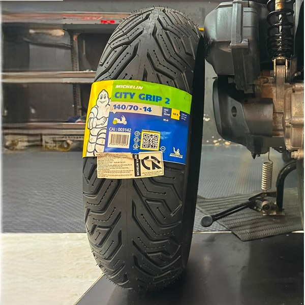Vỏ Michelin City Grip 2 size 140/70-14