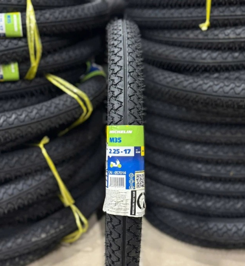 Vỏ Michelin M35 có ruột 2.25-17