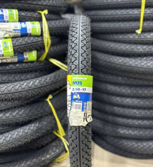 Vỏ Michelin M35 có ruột 2.50-17