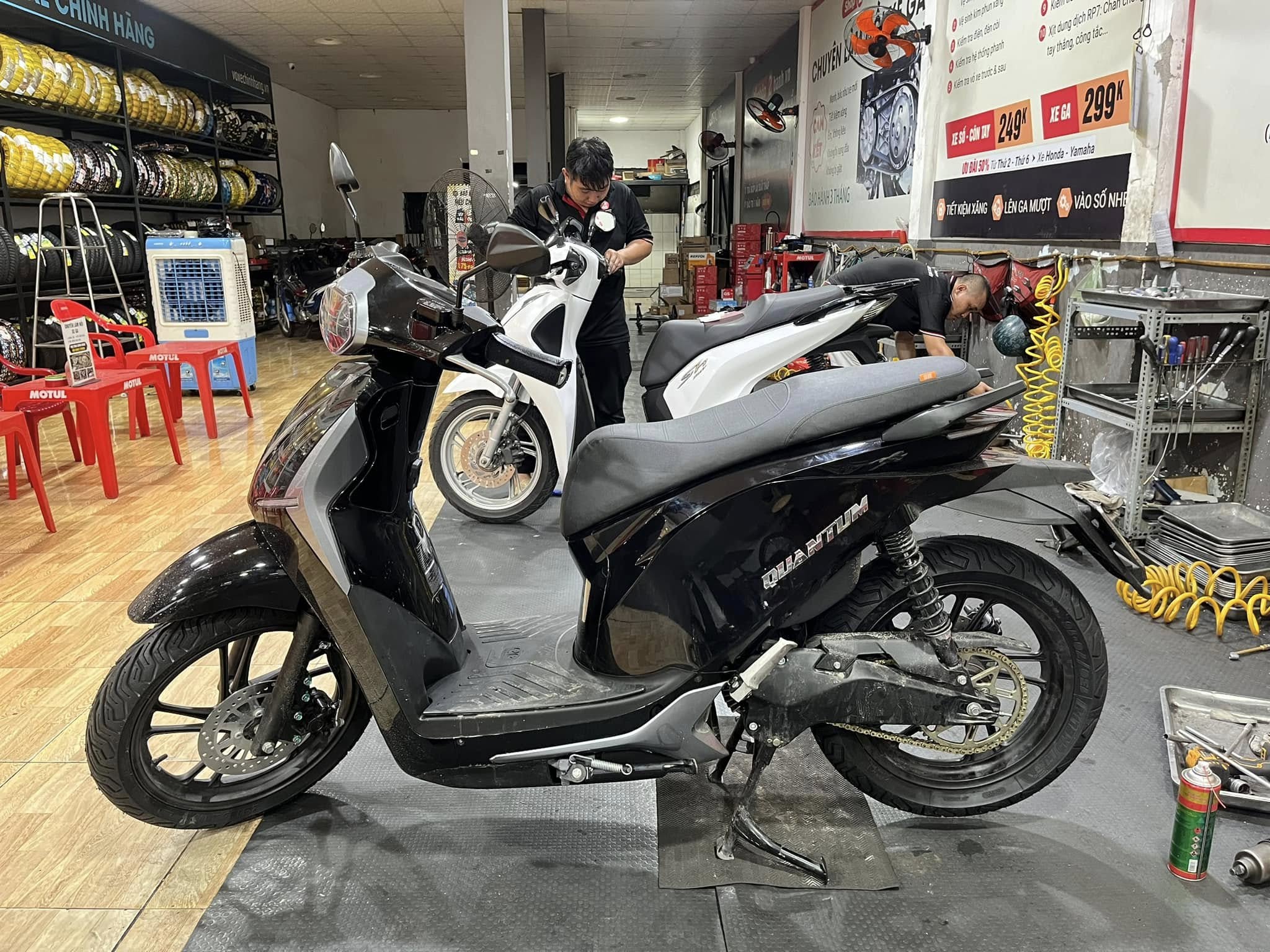 vỏ xe quantum s